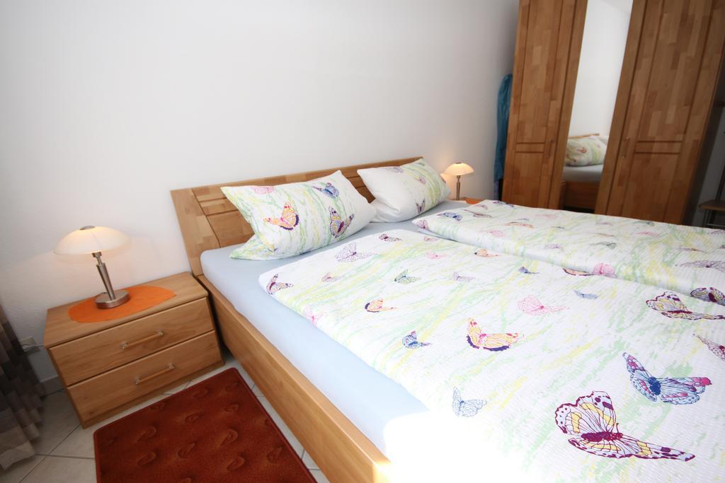 Ferienwohnungen Im Moseltal Löf Kültér fotó